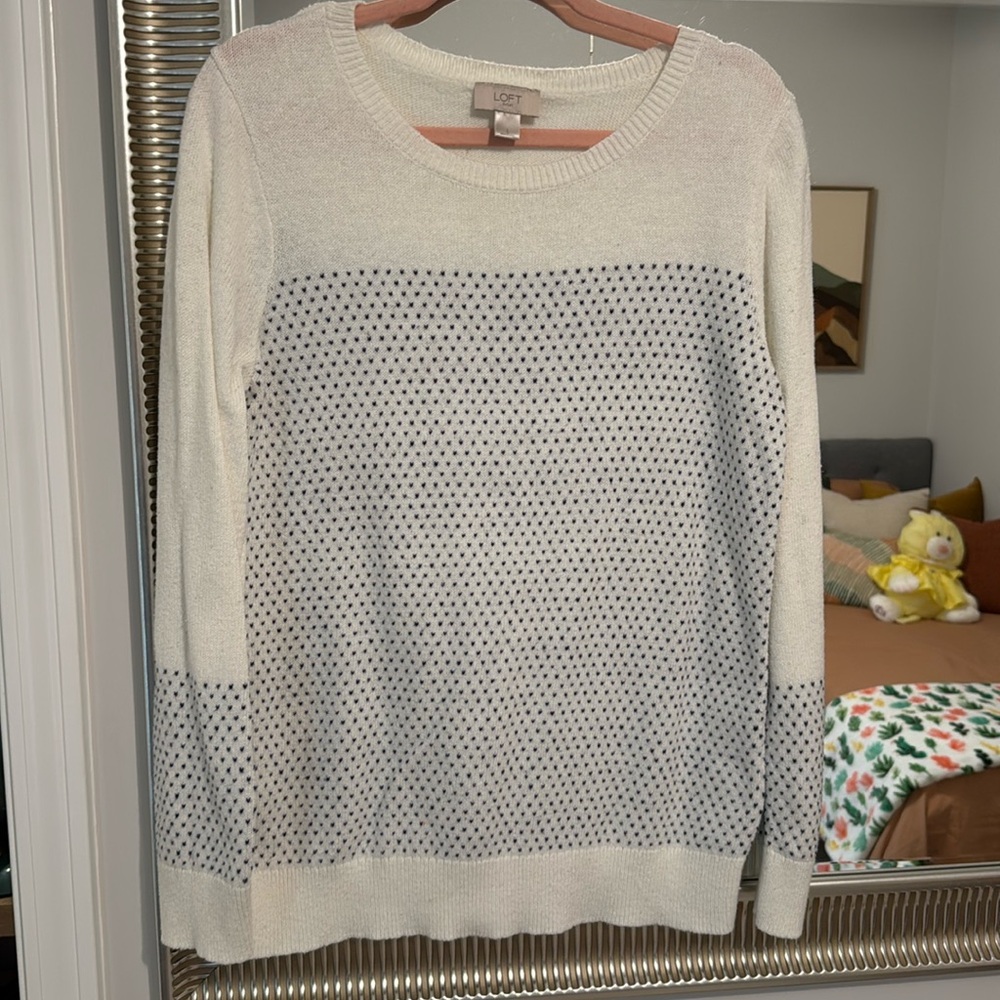 loft size L micro heart pattern long sleeve sweater